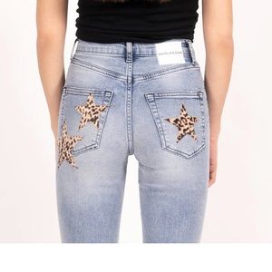 Unemployed Denim Cheetahlicious high waist jeans. EUC. Sz 26